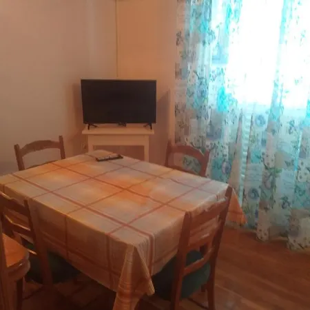 Silvia Rab Town