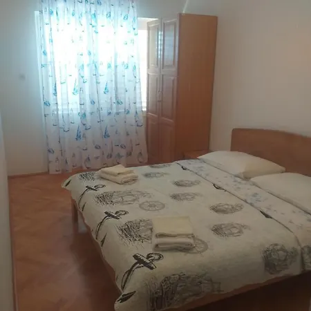 Silvia בית הארחה 3*