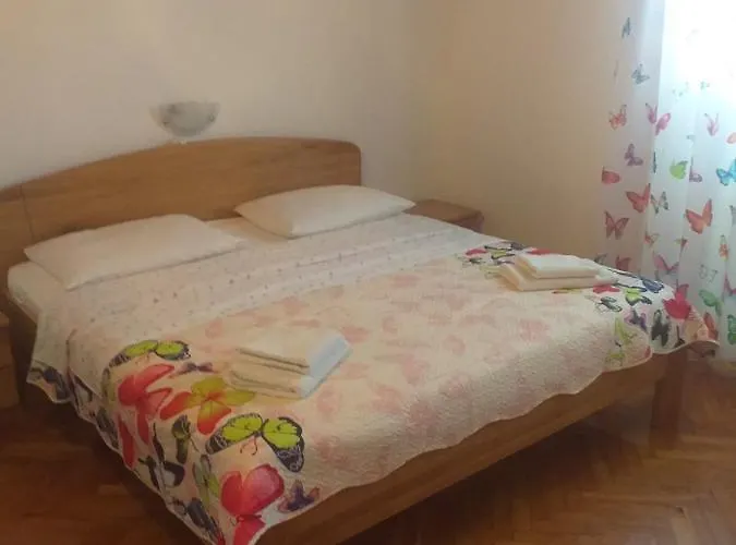 Silvia Vendégház Rab Town